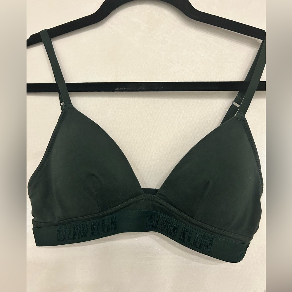 Calvin Klein - Green bralette - Small